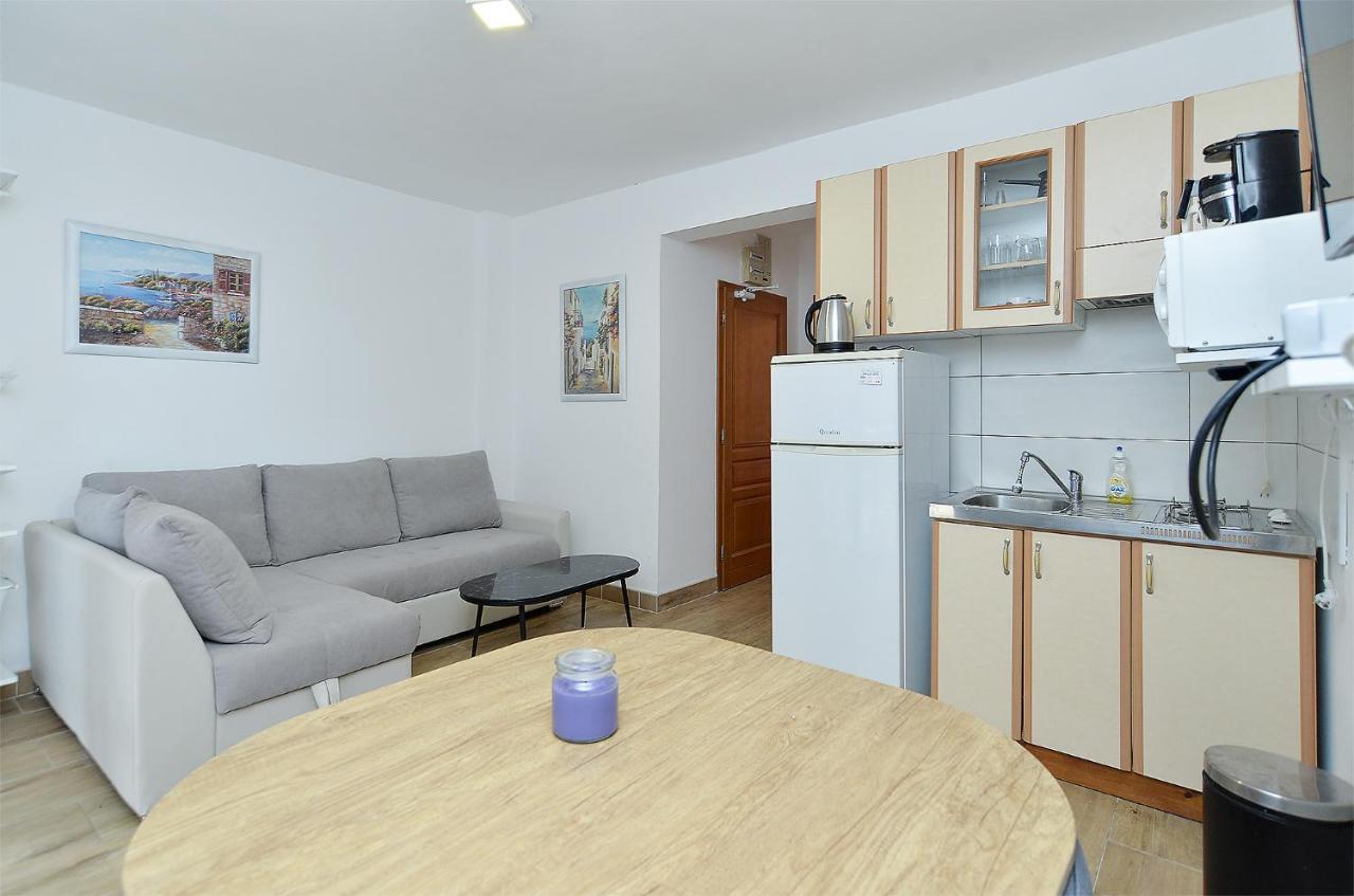 Apartments Orange 709 Fažana Exterior foto
