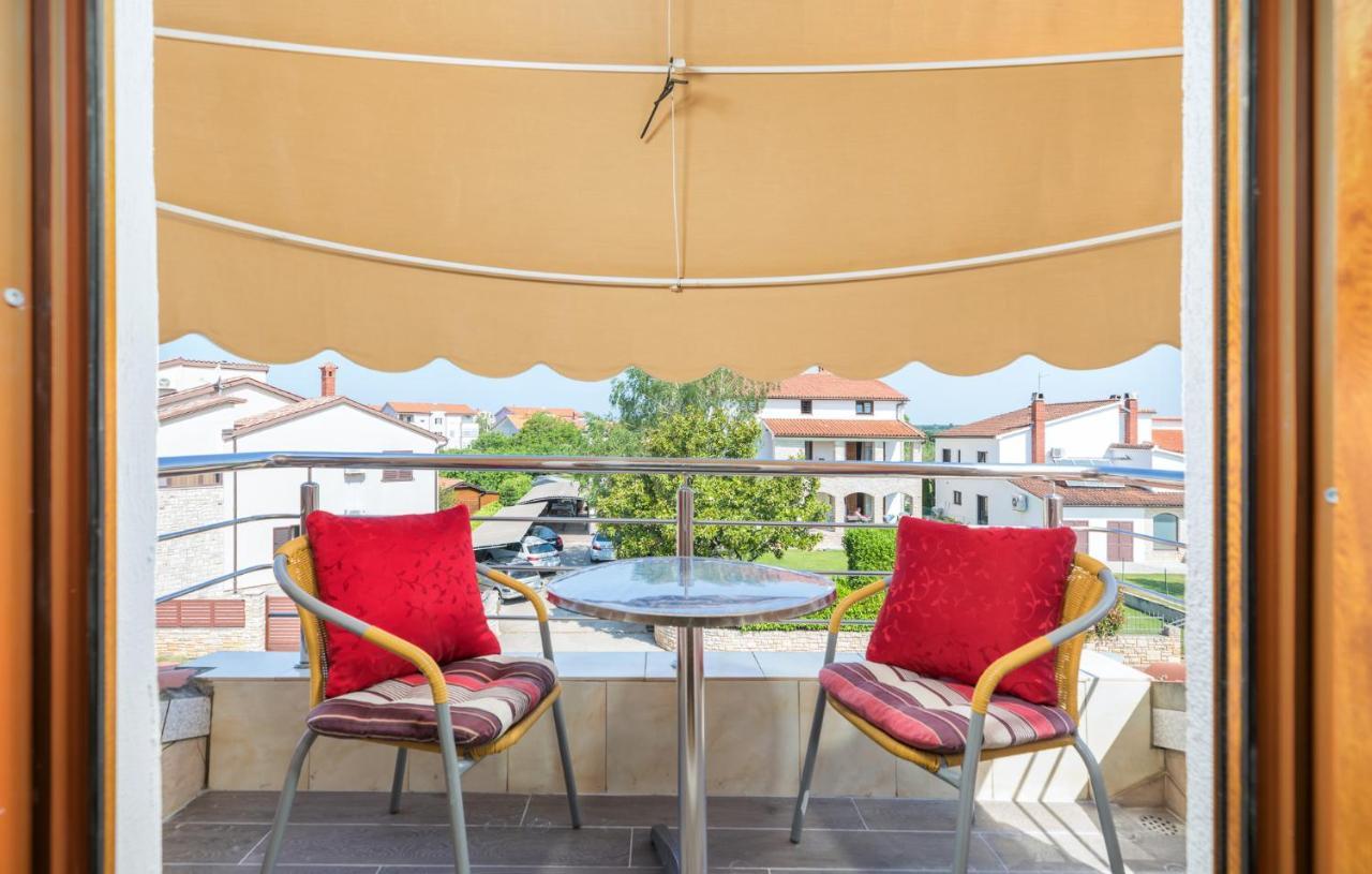 Apartments Orange 709 Fažana Exterior foto